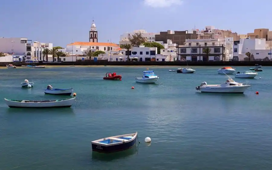 Vista exterior de Piso en venta en Arrecife