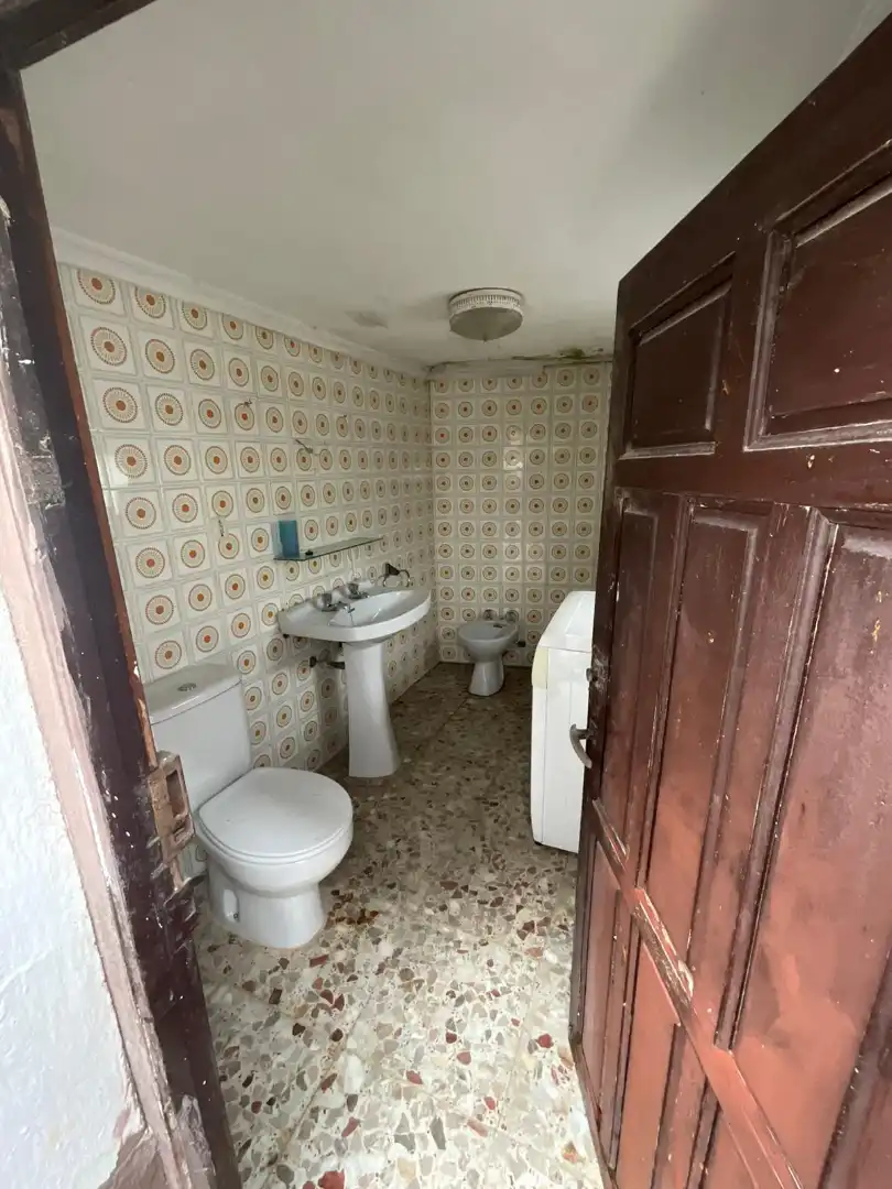 Bathroom of Detached homes for sale in Herrera de Pisuerga  with Furnished