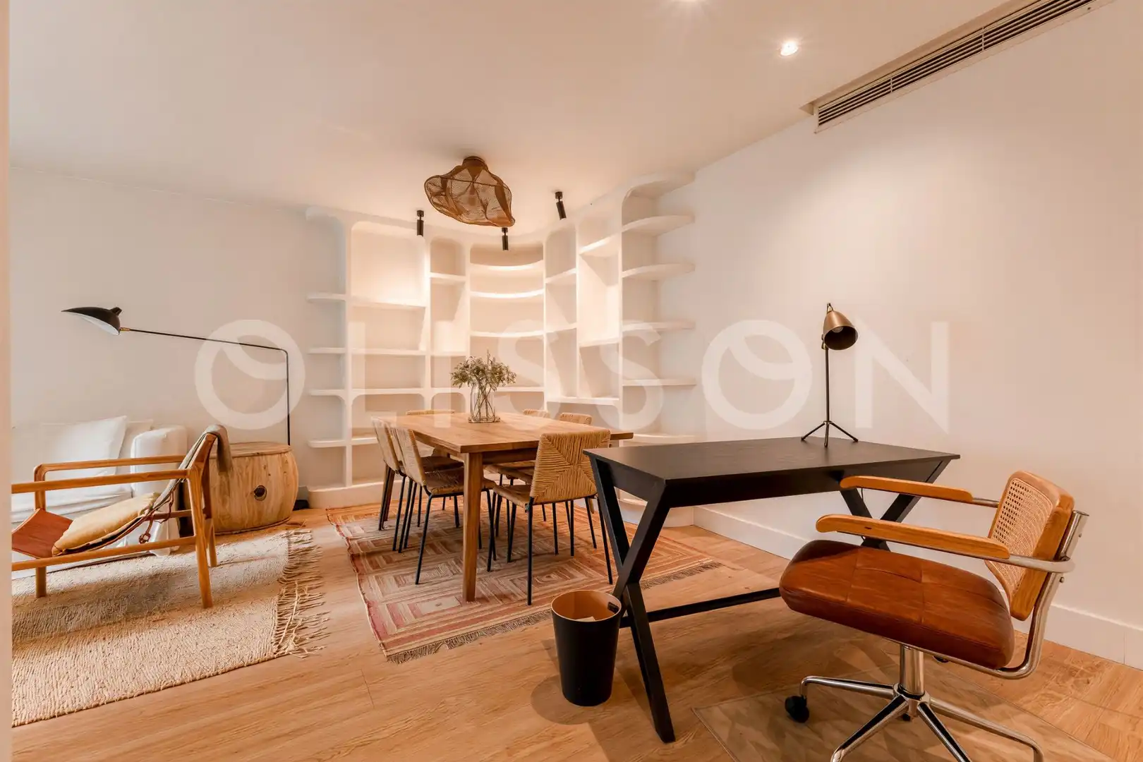 Flat with pool for sale in Chamartín