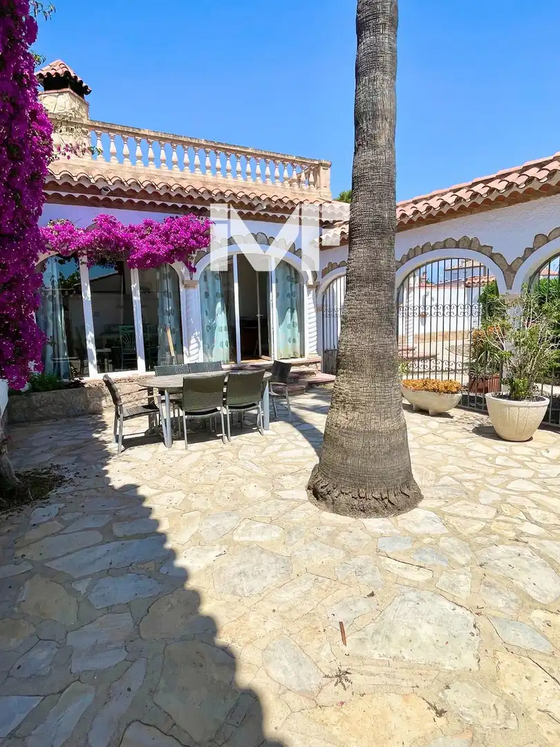 Villa avec piscine à vendre à Miami Platja, imagen 26