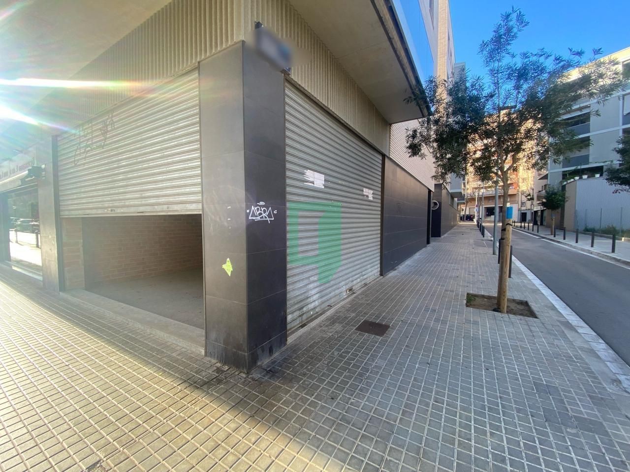 Local en venta en Badalona