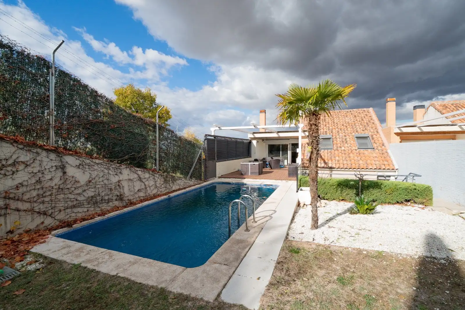 Piscina de Casa o xalet en venda en Aranjuez amb Aire condicionat, Calefacció i Terrassa