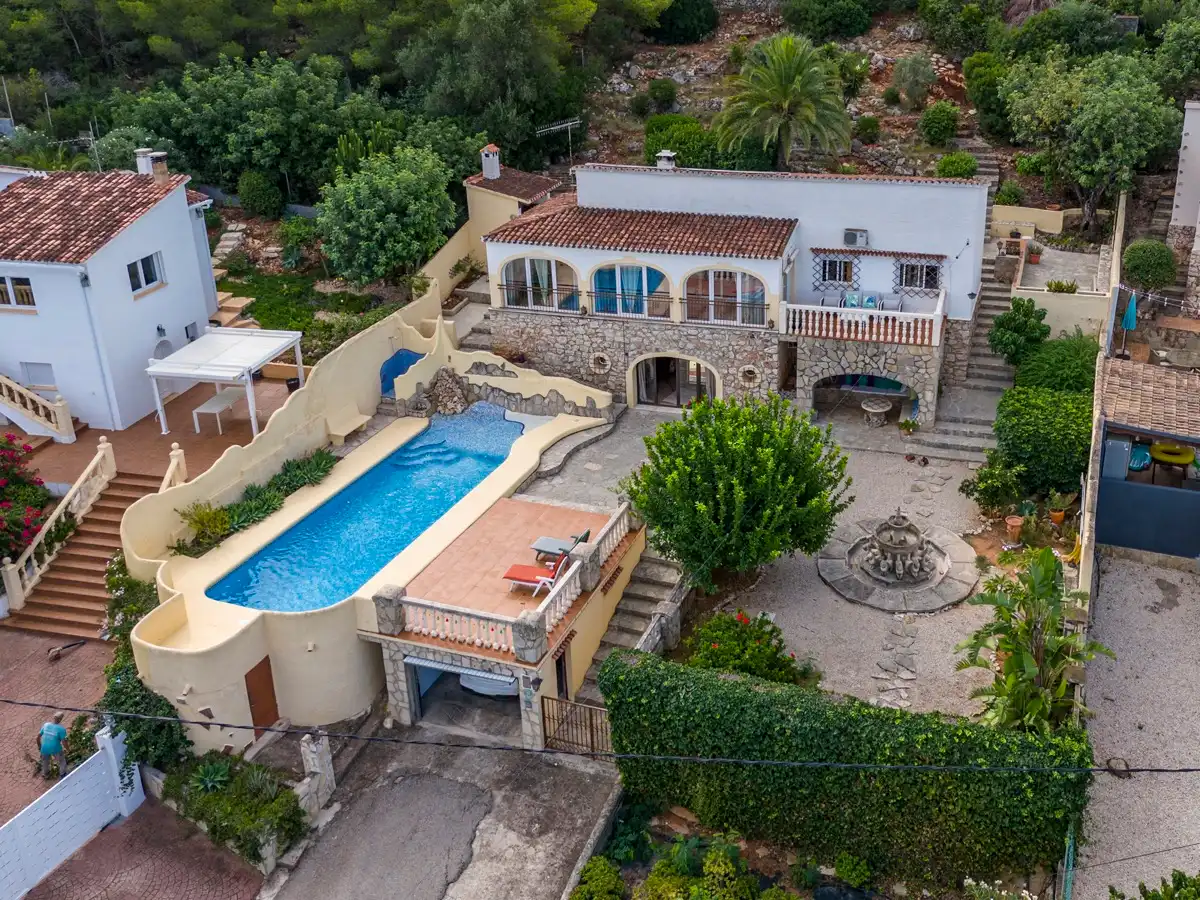 Detached house with pool for sale in El Montgó, imagen 2