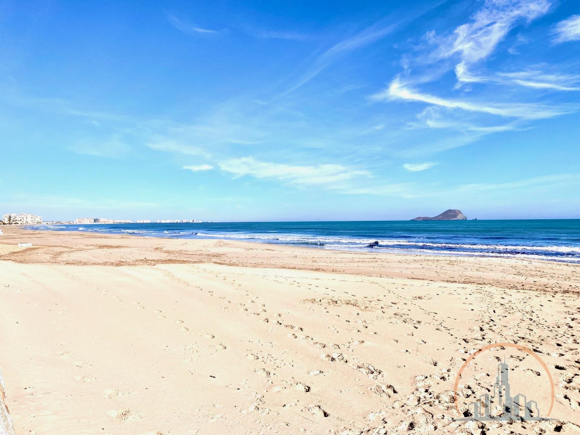 Vista exterior de Apartamento en venta en La Manga del Mar Menor con Jardín privado, Terraza y Balcón