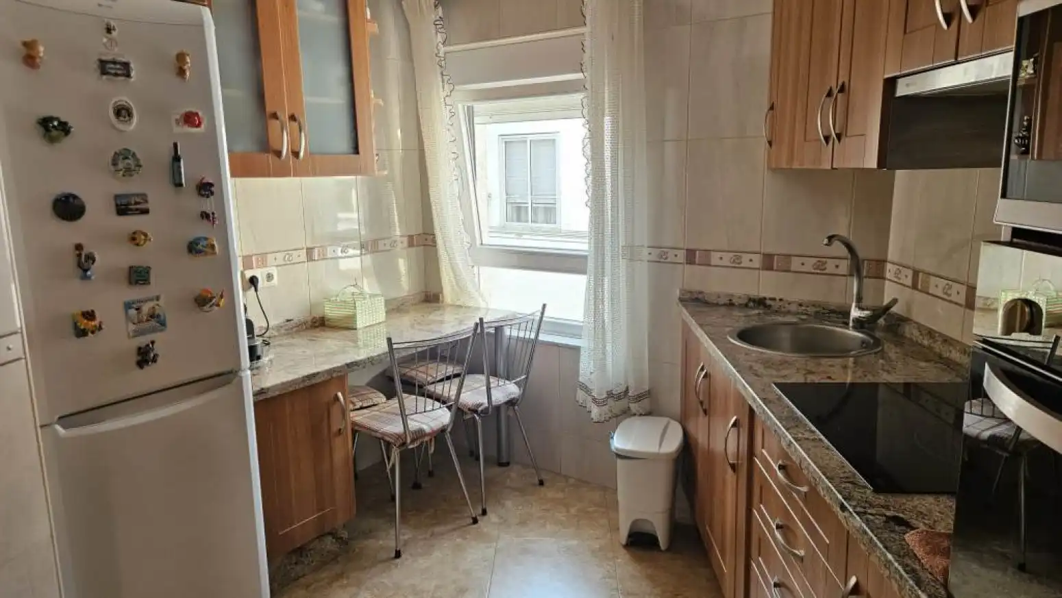 Cuina de Pis en venda en Salamanca amb Moblat
