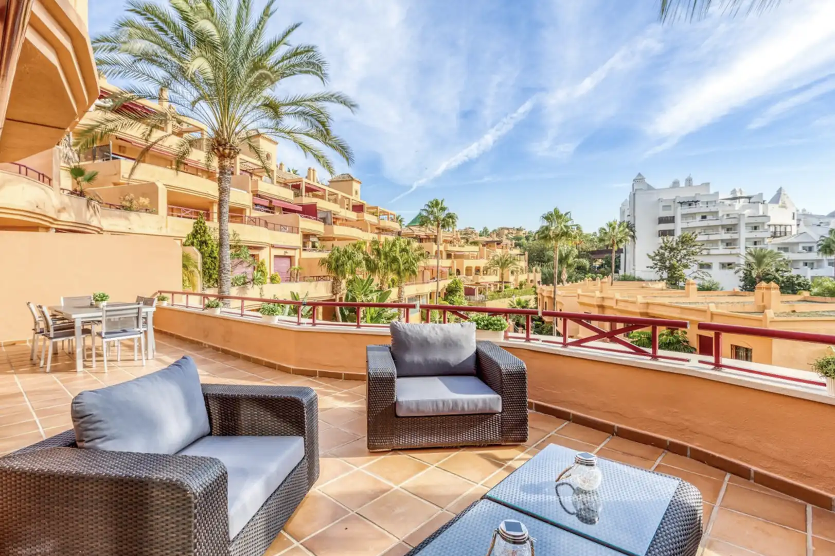 Apartament amb piscina en venda a Estepona Pueblo, imagen 5