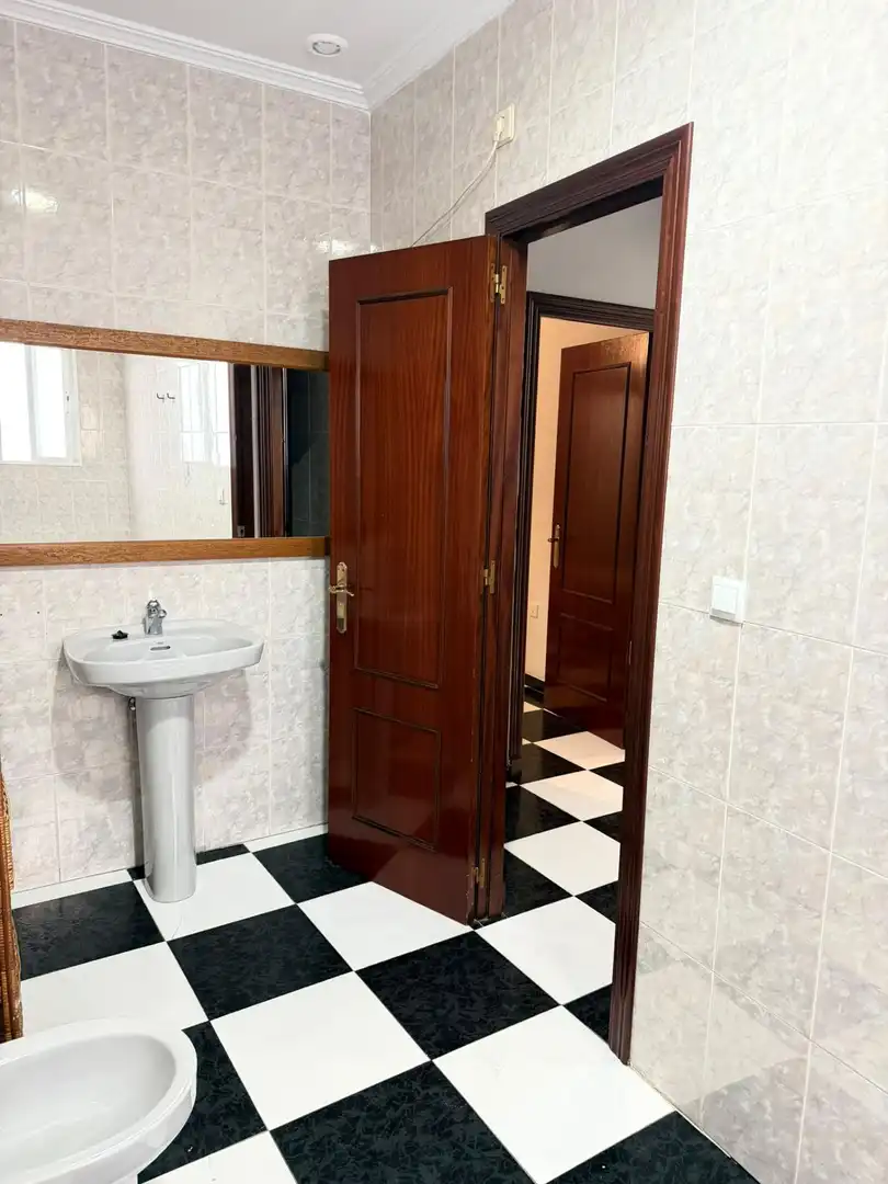 Badezimmer von Wohnung zur Miete in Centro Histórico