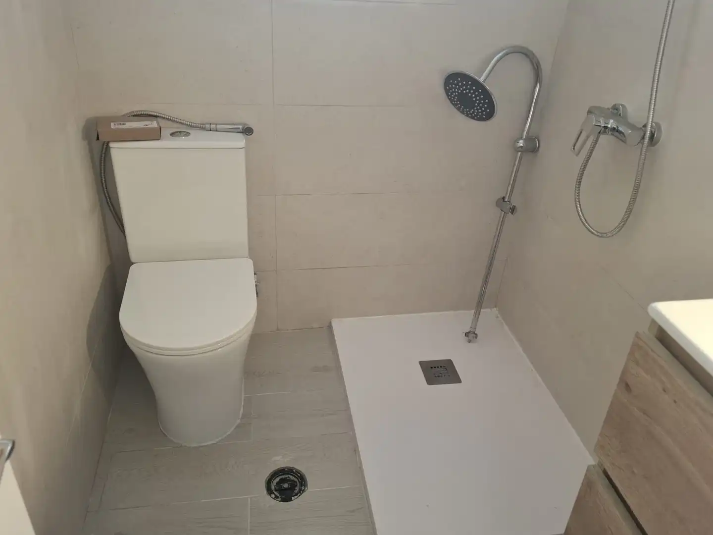 Bany de Pis en venda en Fuengirola amb Terrassa
