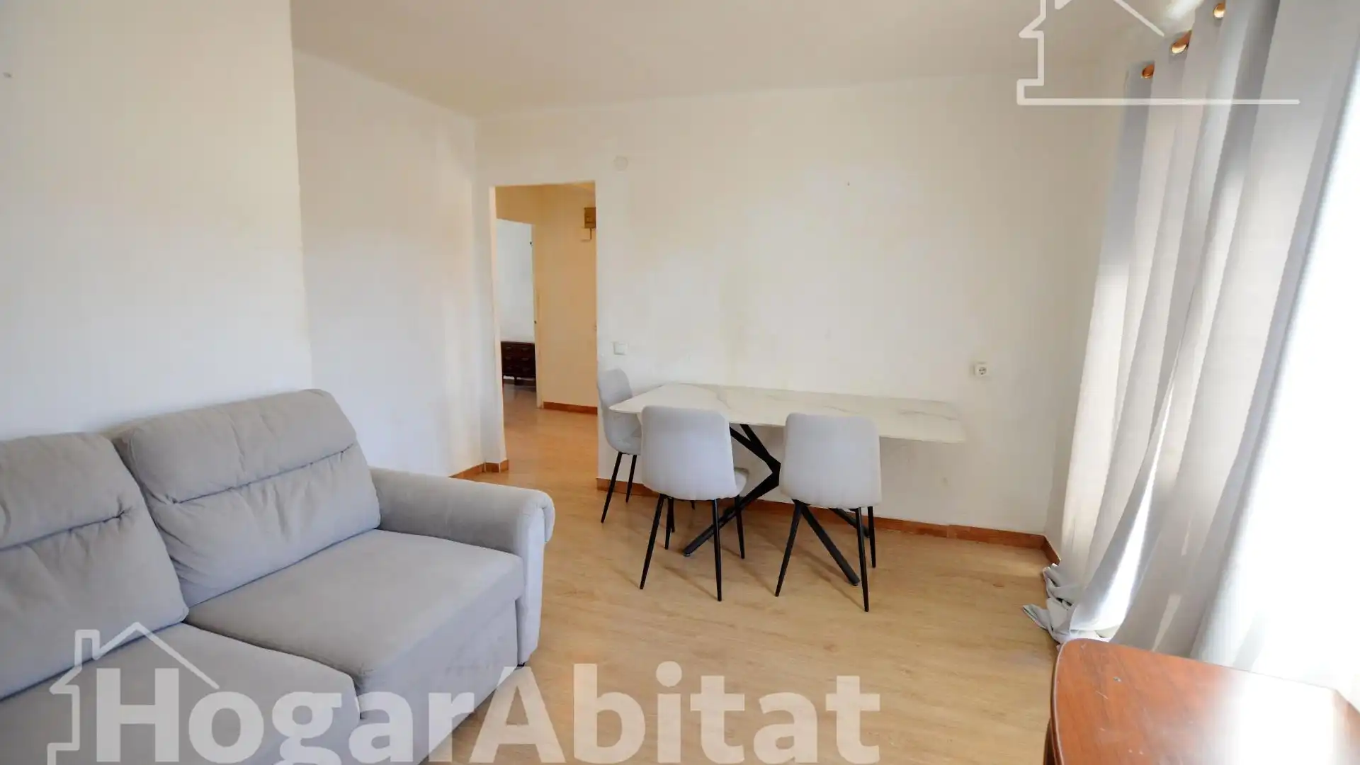 Flat for sale in Calle Perla, Colonia Requena