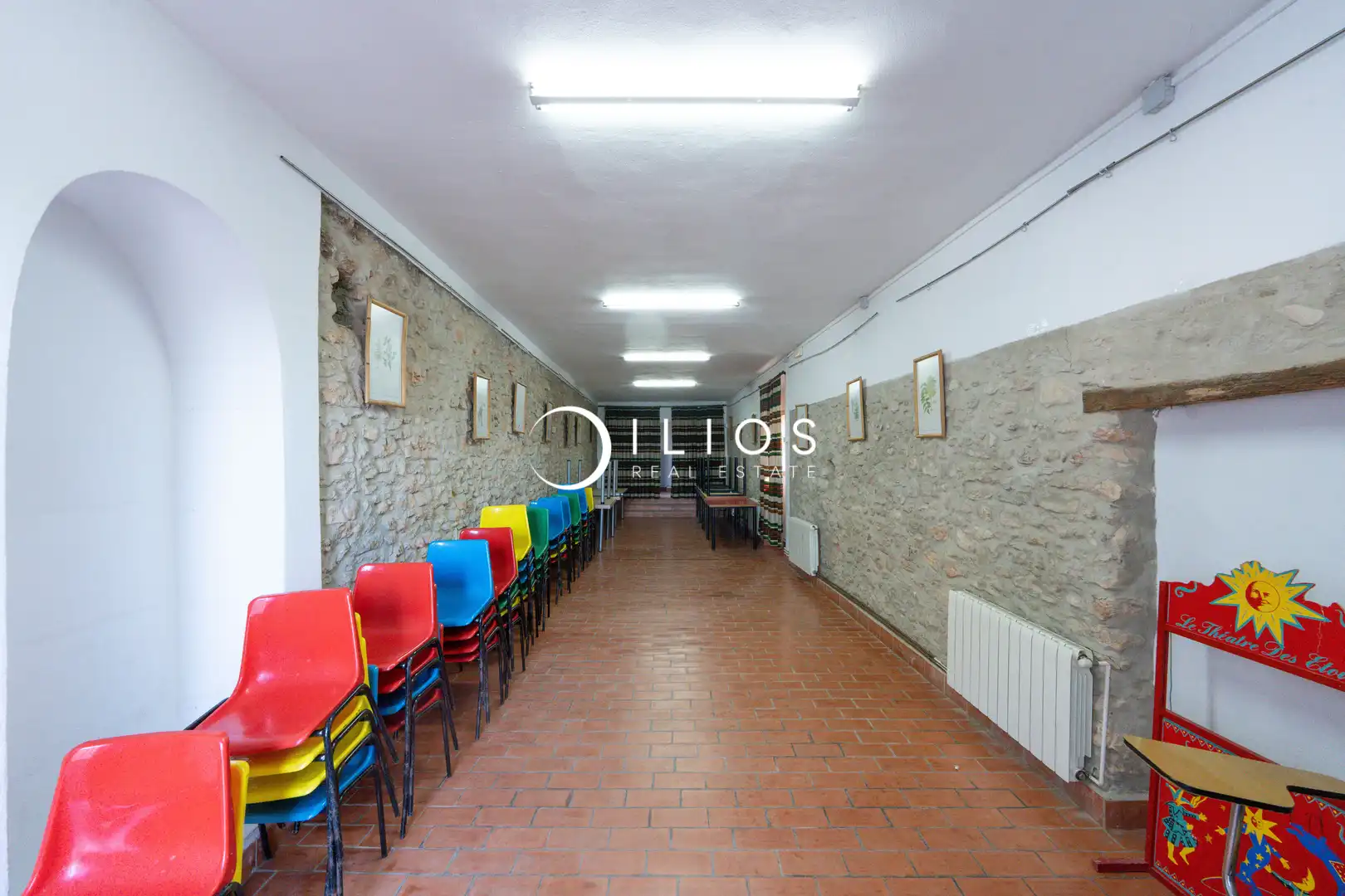 Edificio en venta en Olocau con Piscina comunitaria