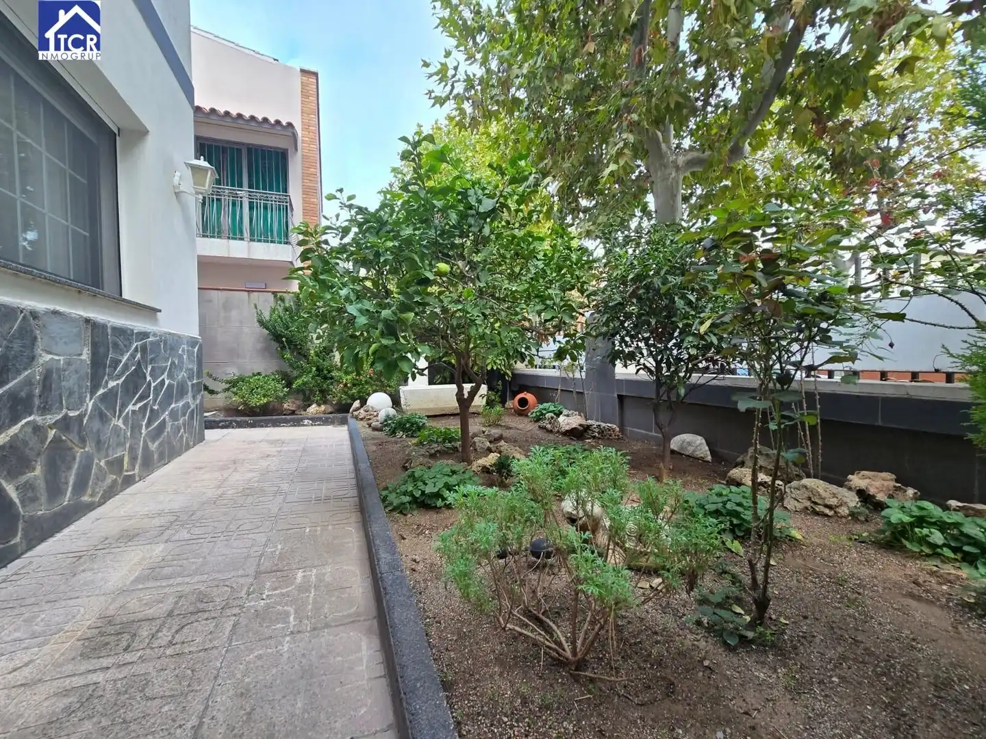 Jardí de Casa o xalet en venda en Barberà del Vallès amb Aire condicionat, Calefacció i Jardí privat