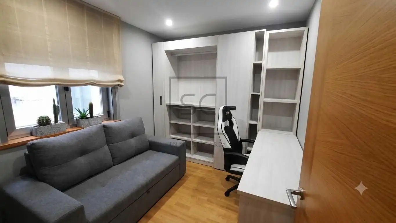 Schlafzimmer von Wohnung zum Verkauf in Ferrol mit Heizung und Abstellraum