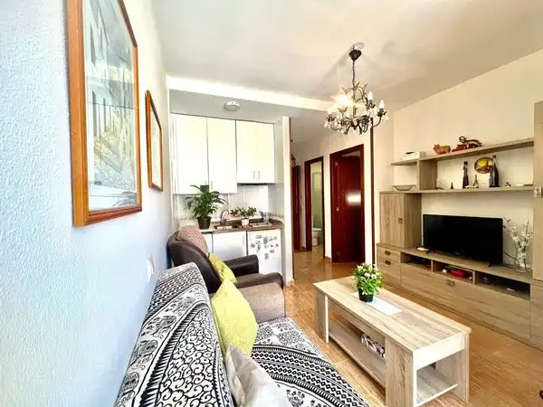 Wohnzimmer von Wohnungen zum Verkauf in Roquetas de Mar mit Klimaanlage, Heizung und Terrasse