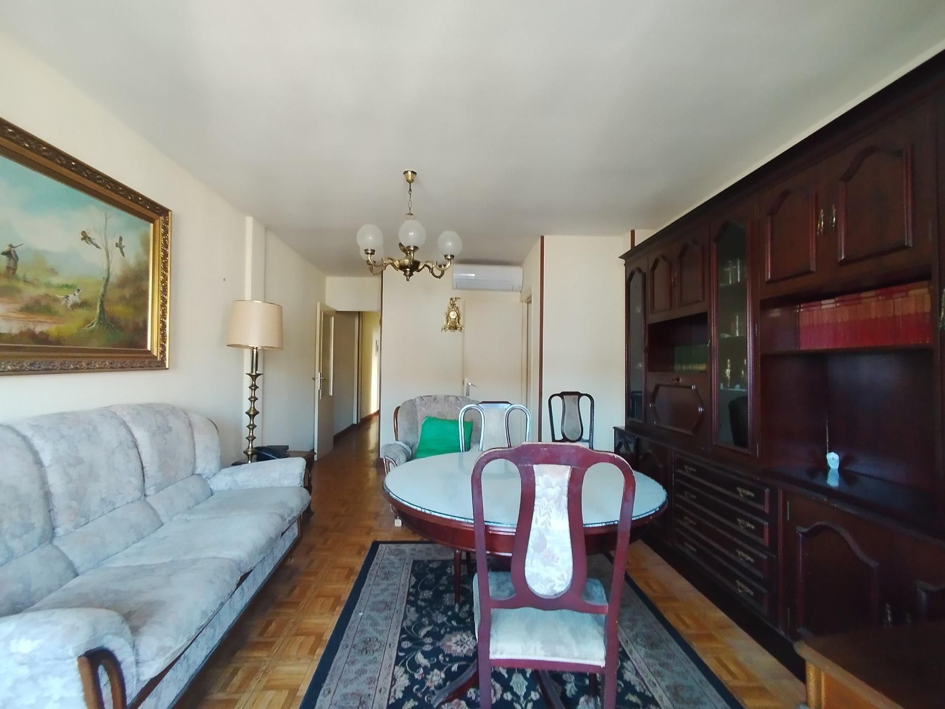 Sala d'estar de Pis en venda en Valladolid Capital amb Aire condicionat i Calefacció