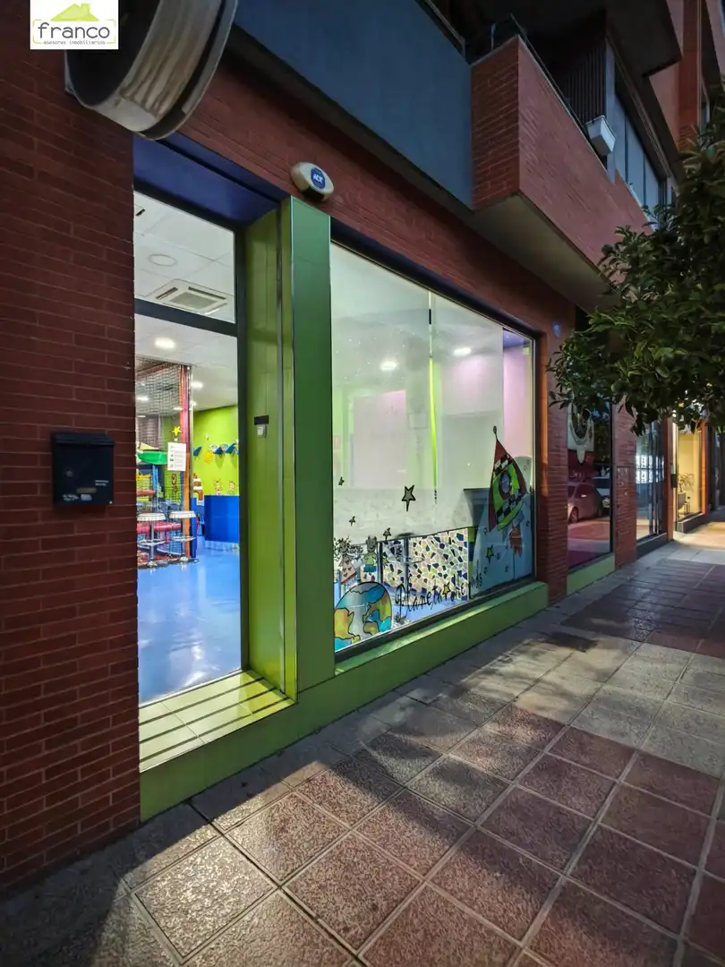Local comercial en venda a Norte