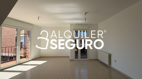 Photo 2 of Flat for rent in Alamillos de Los , Casco Antiguo, Galapagar