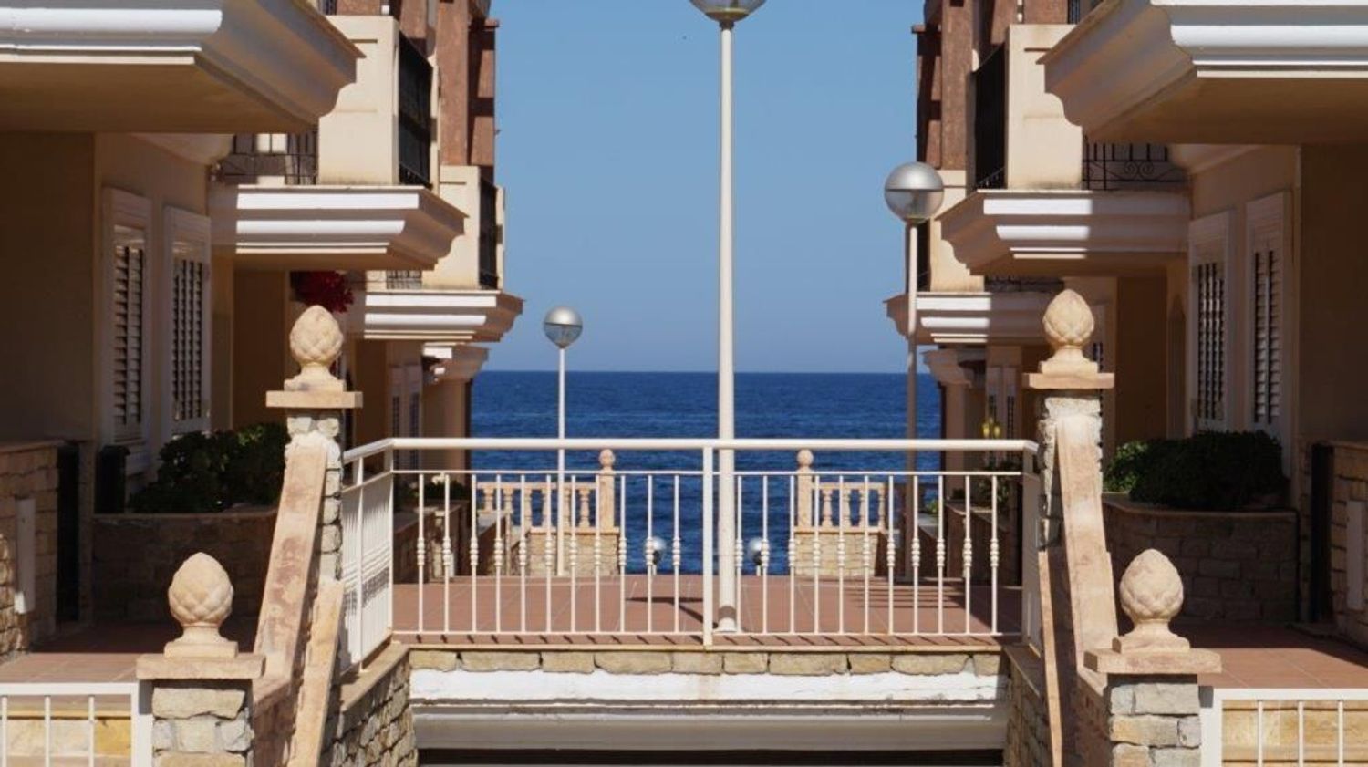 Exterior view of Flat for sale in Cuevas del Almanzora  with Air Conditioner and Terrace