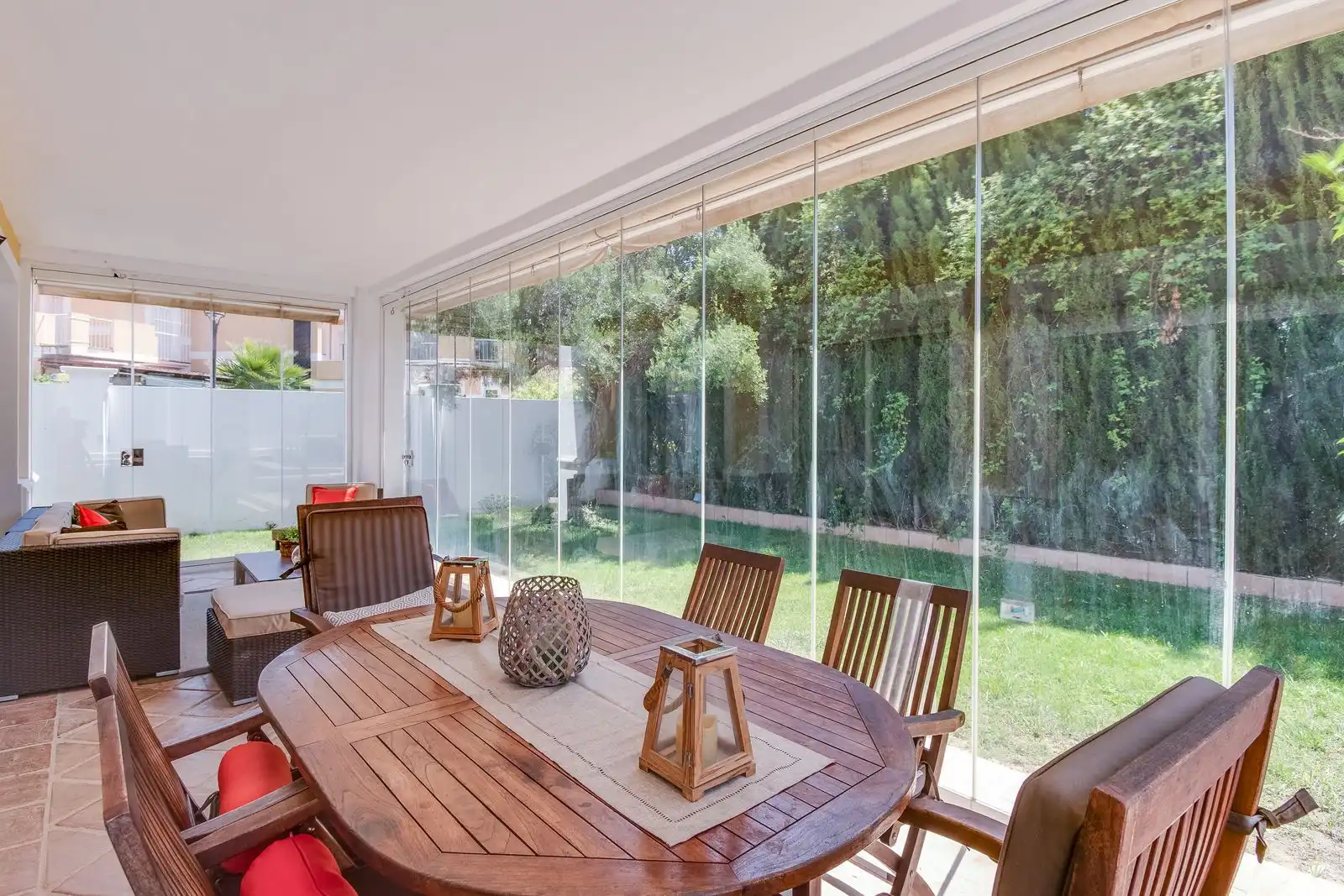 Terrassa de Casa o xalet en venda en Manilva amb Aire condicionat, Jardí privat i Piscina