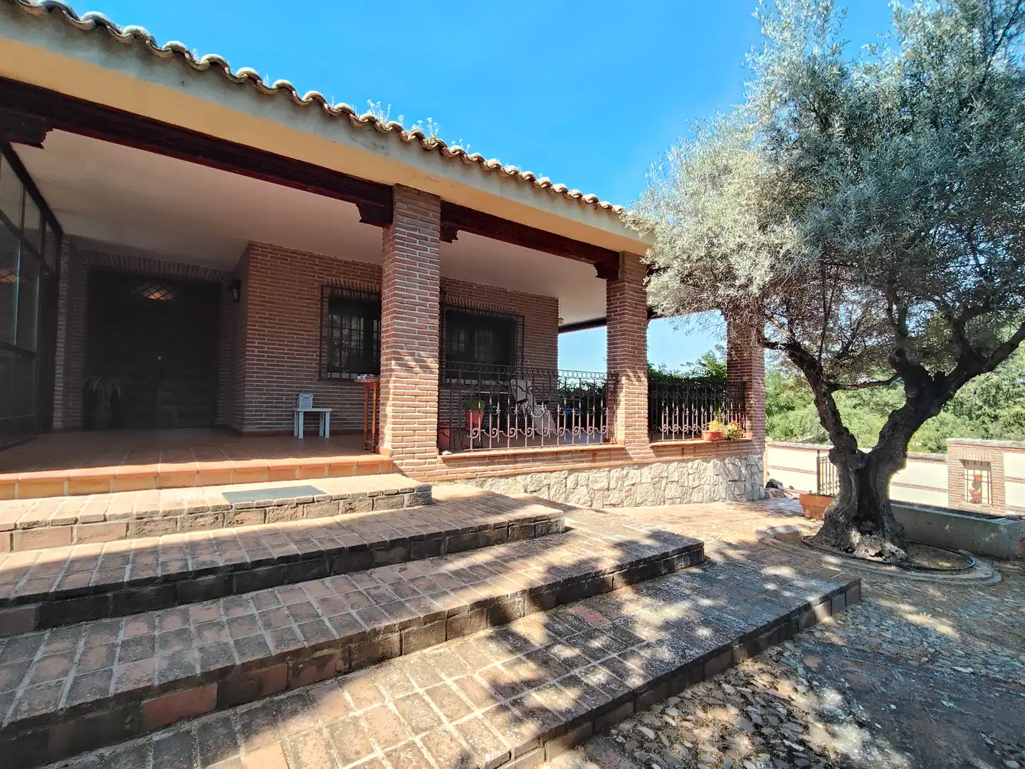 Casa o chalet en venta en Ronda el Olivar de los Pozos, Los Cigarrales-La Bastida