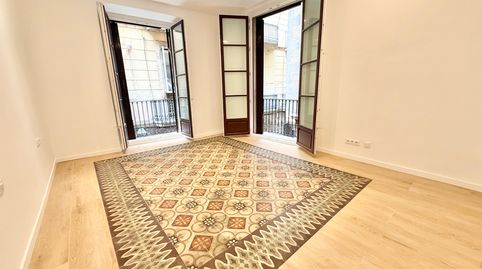 Photo 2 of Flat for rent in Carrer Dels Abaixadors, 12, Sant Pere, Sta. Caterina i la Ribera, Barcelona Capital