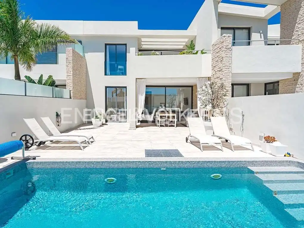 Casa con piscina en venta en Costa Adeje, imagen 2