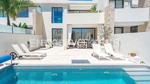 Foto 2 de Casa o chalet en venta en La Caleta, Adeje