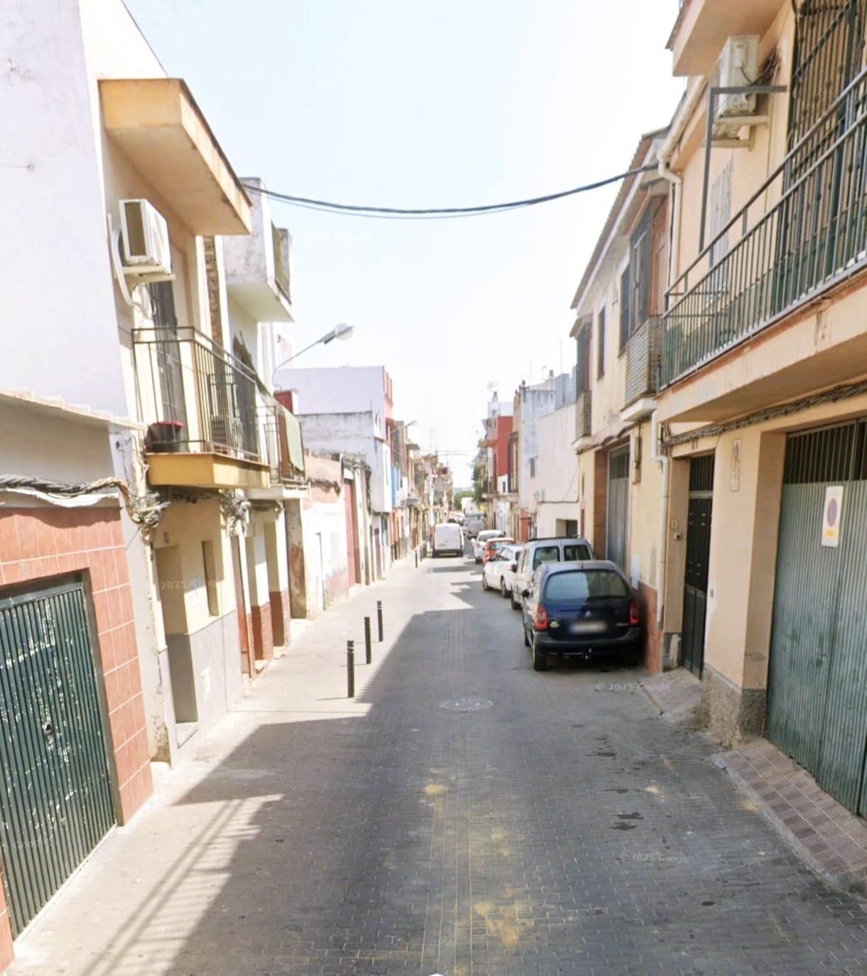 Vista exterior de Pis en venda en  Sevilla Capital amb Balcó