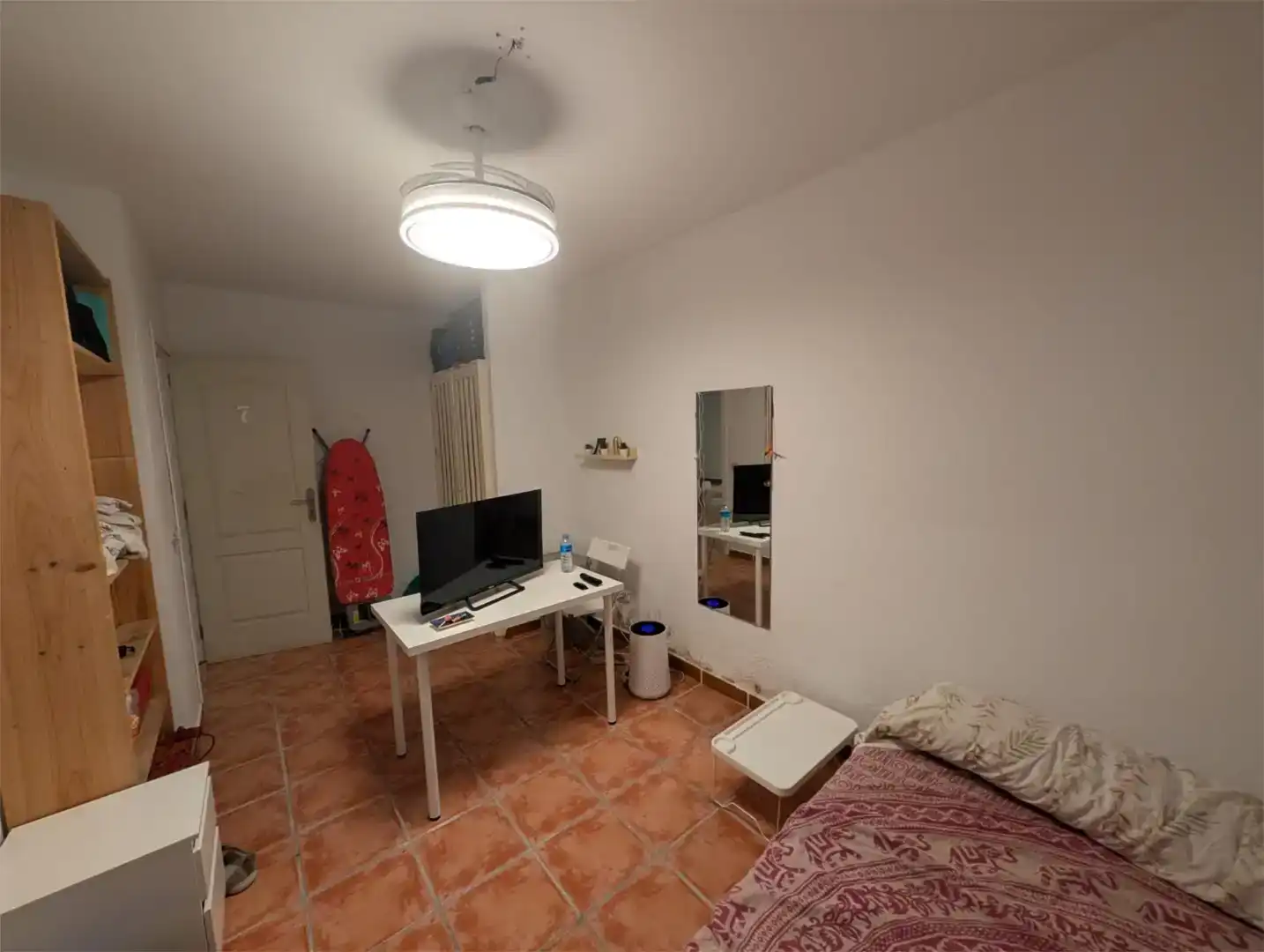 Dormitori de Casa o xalet per a compartir en Madrid amb Aire condicionat, Parquet i Traster