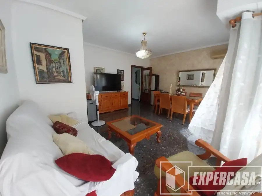 Living room of Flat for sale in Centro - Casco antiguo