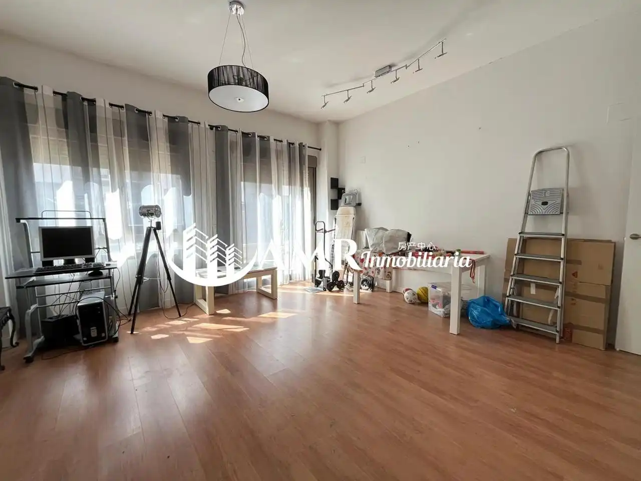 Planta baja en venta en Hospital