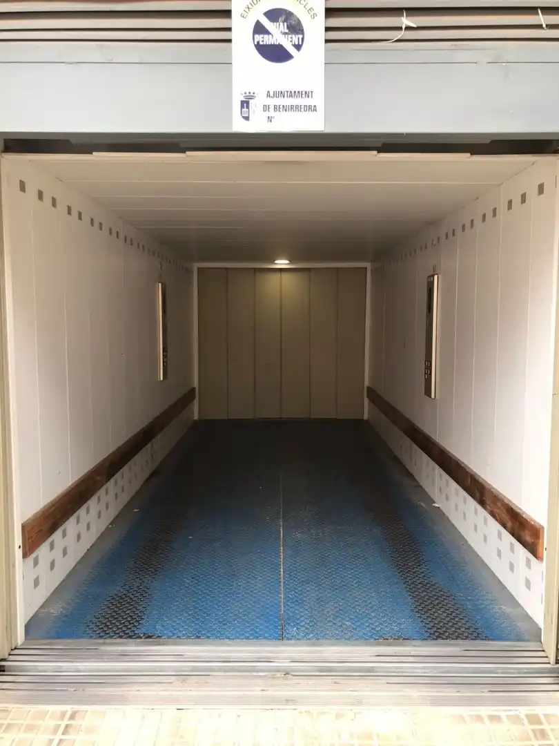 Garaje en venta en Benirredrà