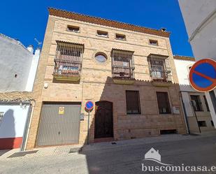 Vista exterior de Casa o xalet en venda en Linares amb Aire condicionat, Terrassa i Piscina