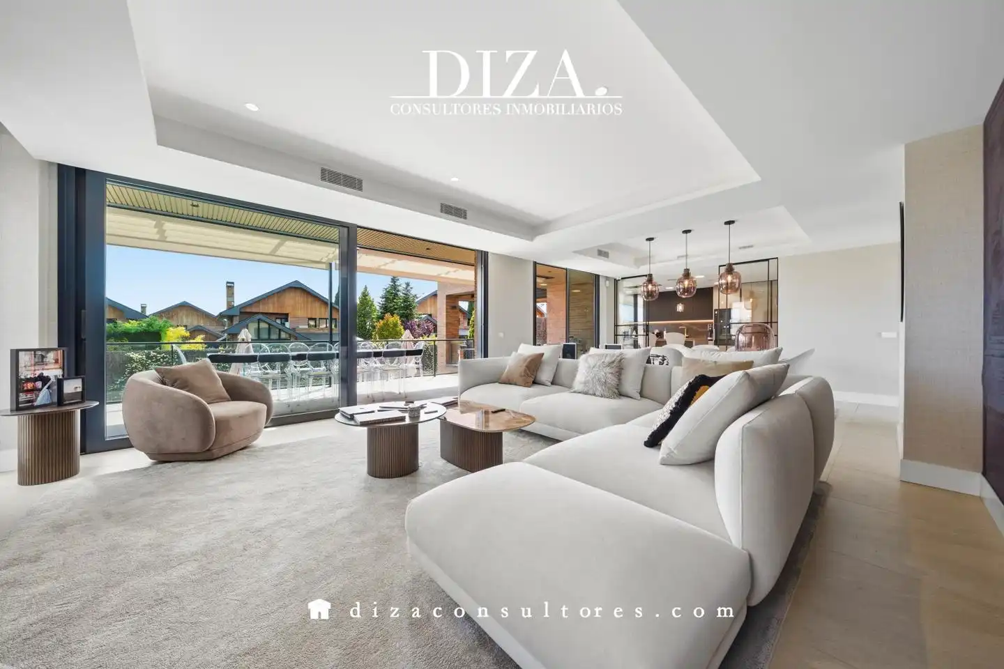 Living room of Houses for sale in Las Rozas de Madrid  with Air Conditioner, Heating and Private garden