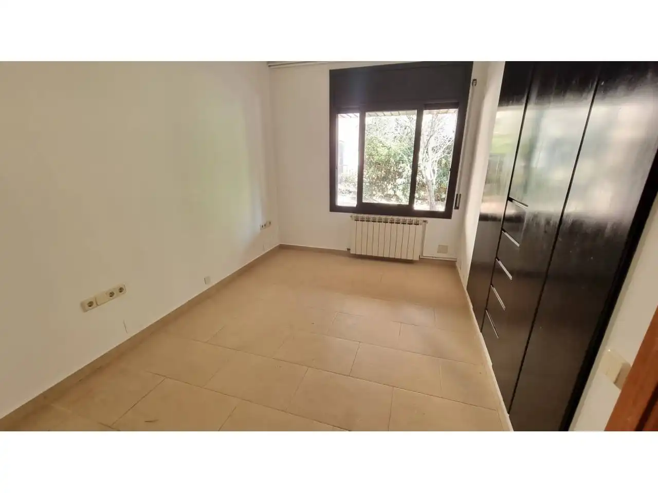 Houses for sale in Calle Lleida, Vallromanes