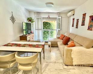 Sala d'estar de Apartament en venda en Mijas amb Aire condicionat