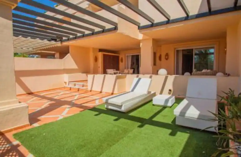 Apartament amb piscina en venda a Nueva Andalucía, imagen 30