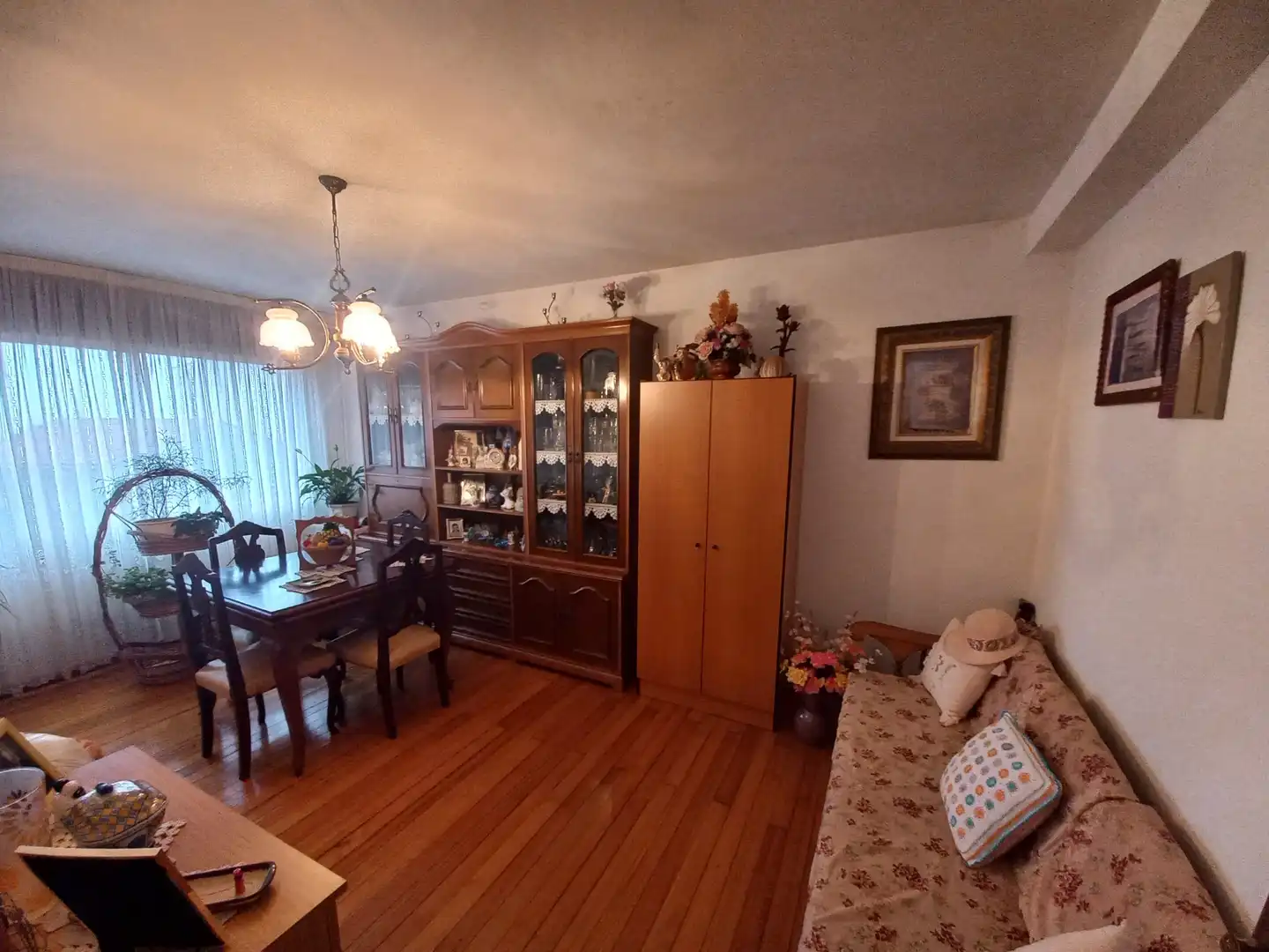 Wohnzimmer von Gebäude zum Verkauf in Miño