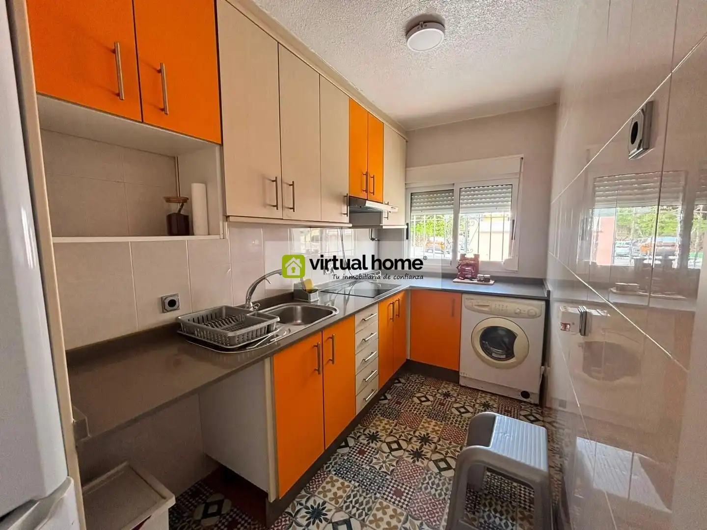 Bungalow with pool for sale in Coloma
