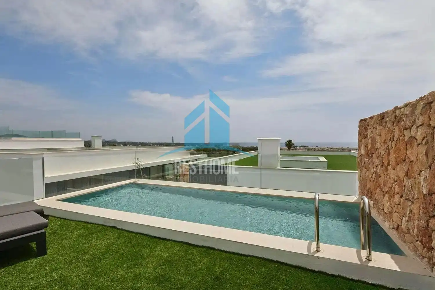Piscina de Casa o chalet en venta en Eivissa con Aire acondicionado, Calefacción y Jardín privado