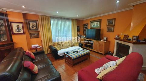 Foto 2 de Casa o xalet en venda a Maria Lejarrega, El Carbayedo - El Quirinal, Avilés