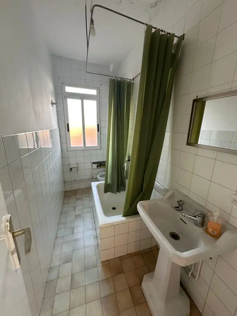 Flat to rent in Avenida de Quiroga Palacios, imagen 3