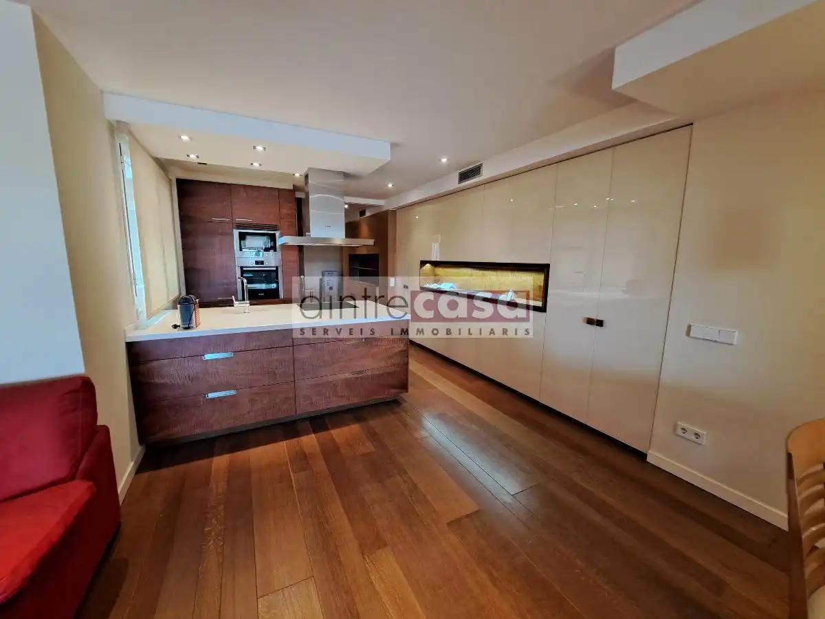 Küche von Loft zum Verkauf in Barcelona mit Heizung und Ofen