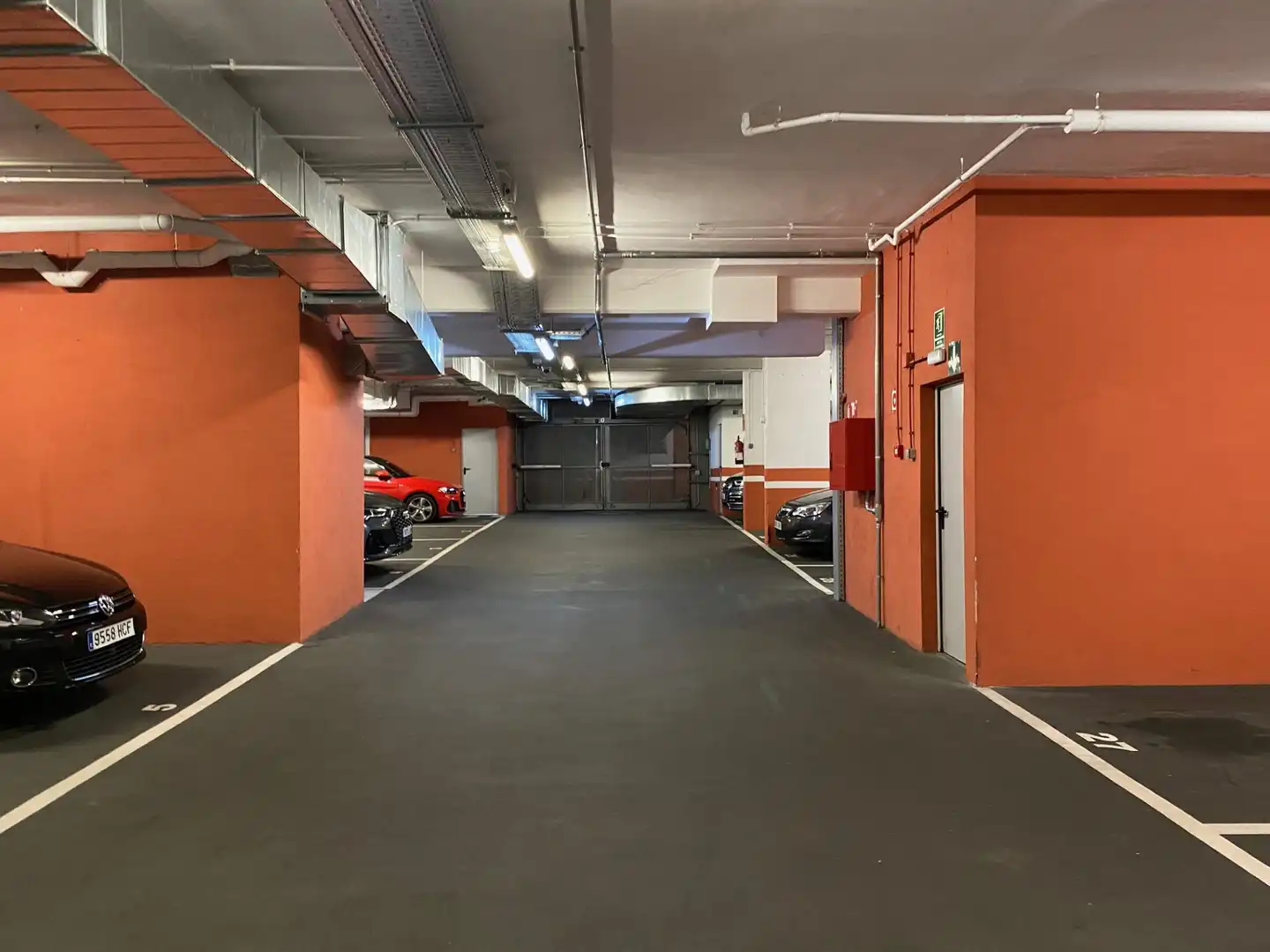Individual with lift for sale in Carrer de Josep Tarradellas, imagen 2
