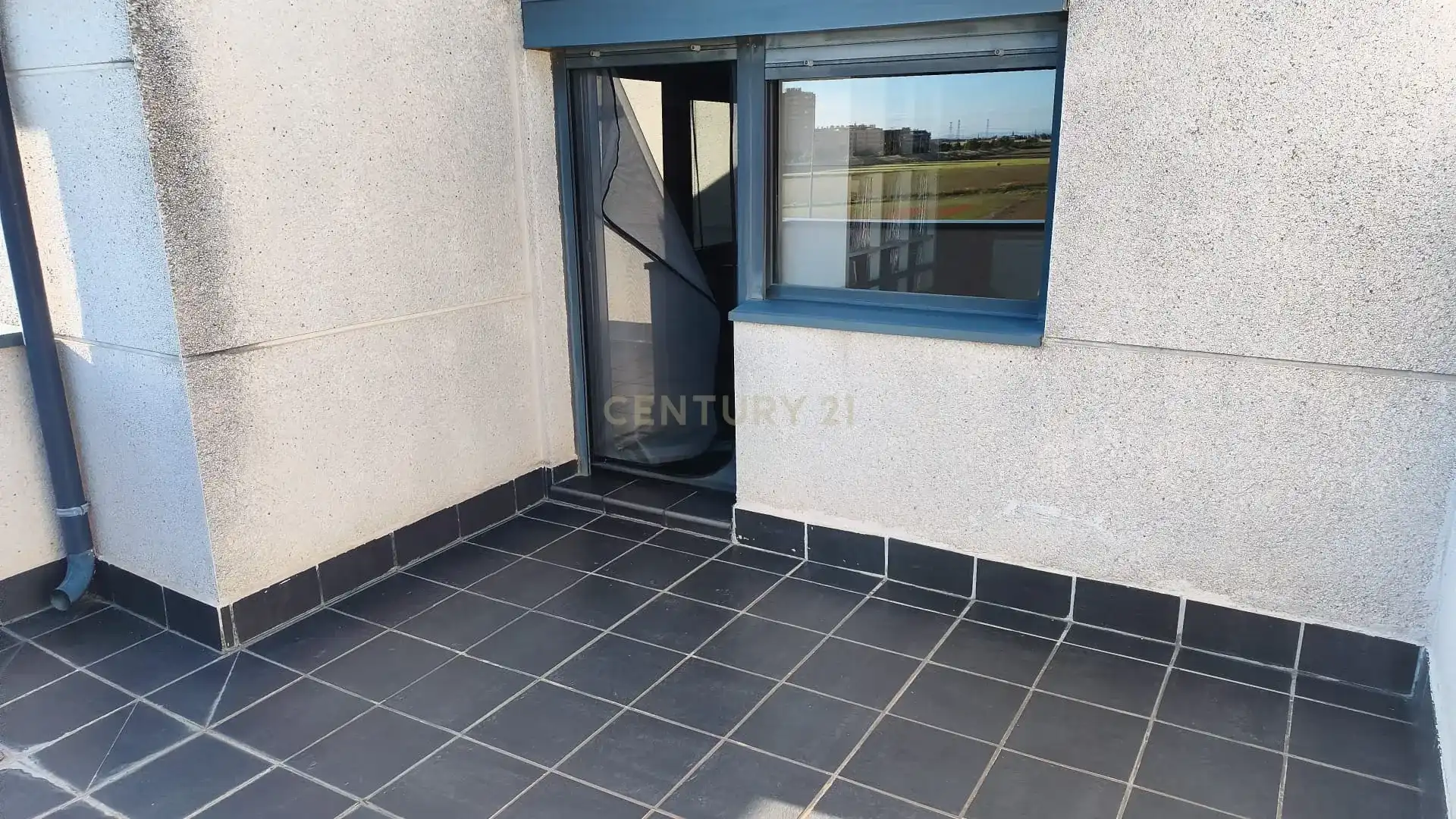 Balcony of Detached homes for sale in Parla  with Air Conditioner, Storage room and Swimming Pool