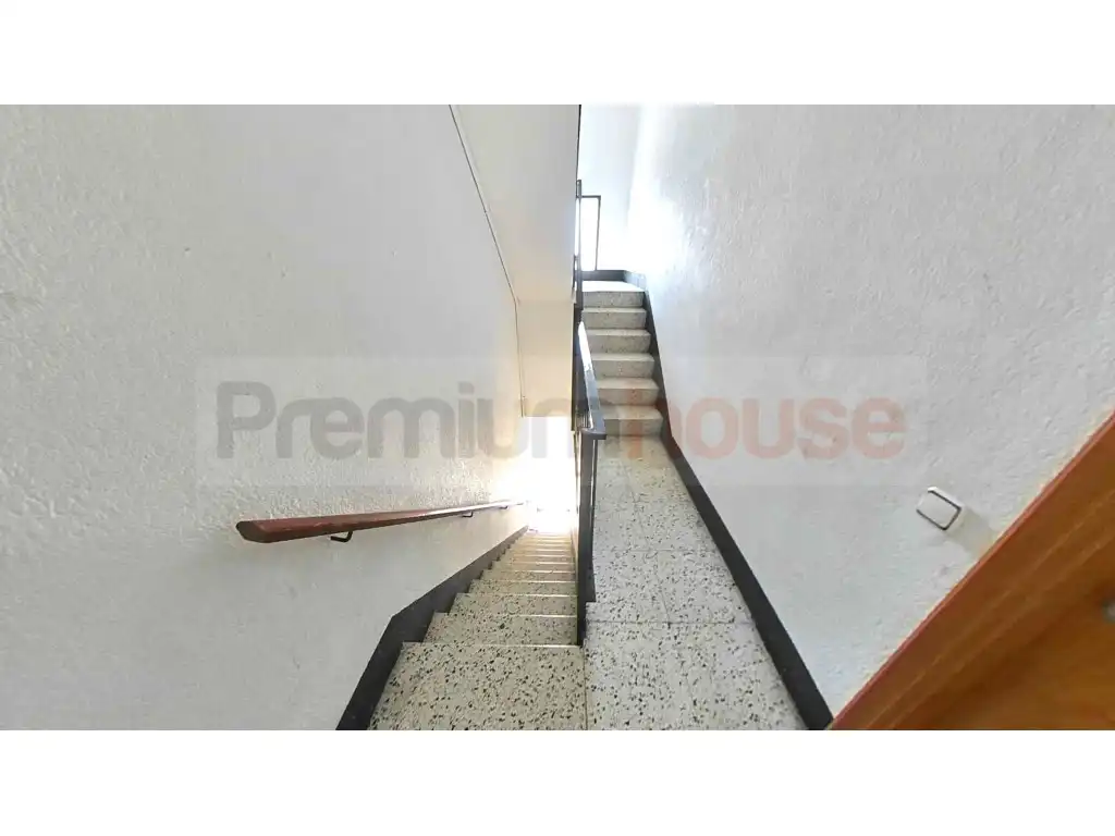 Flat for sale in Ponent