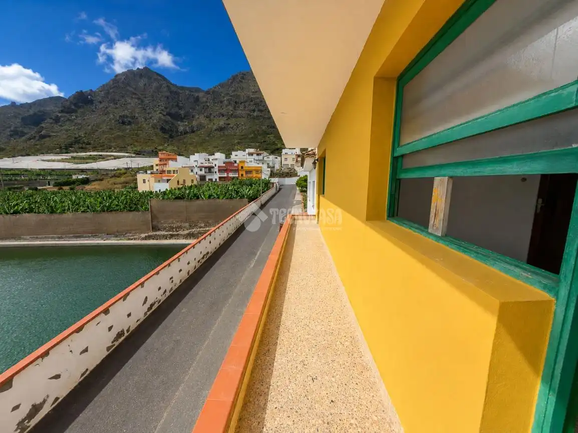 Exterior view of Detached homes for sale in Los Silos  with Balcony