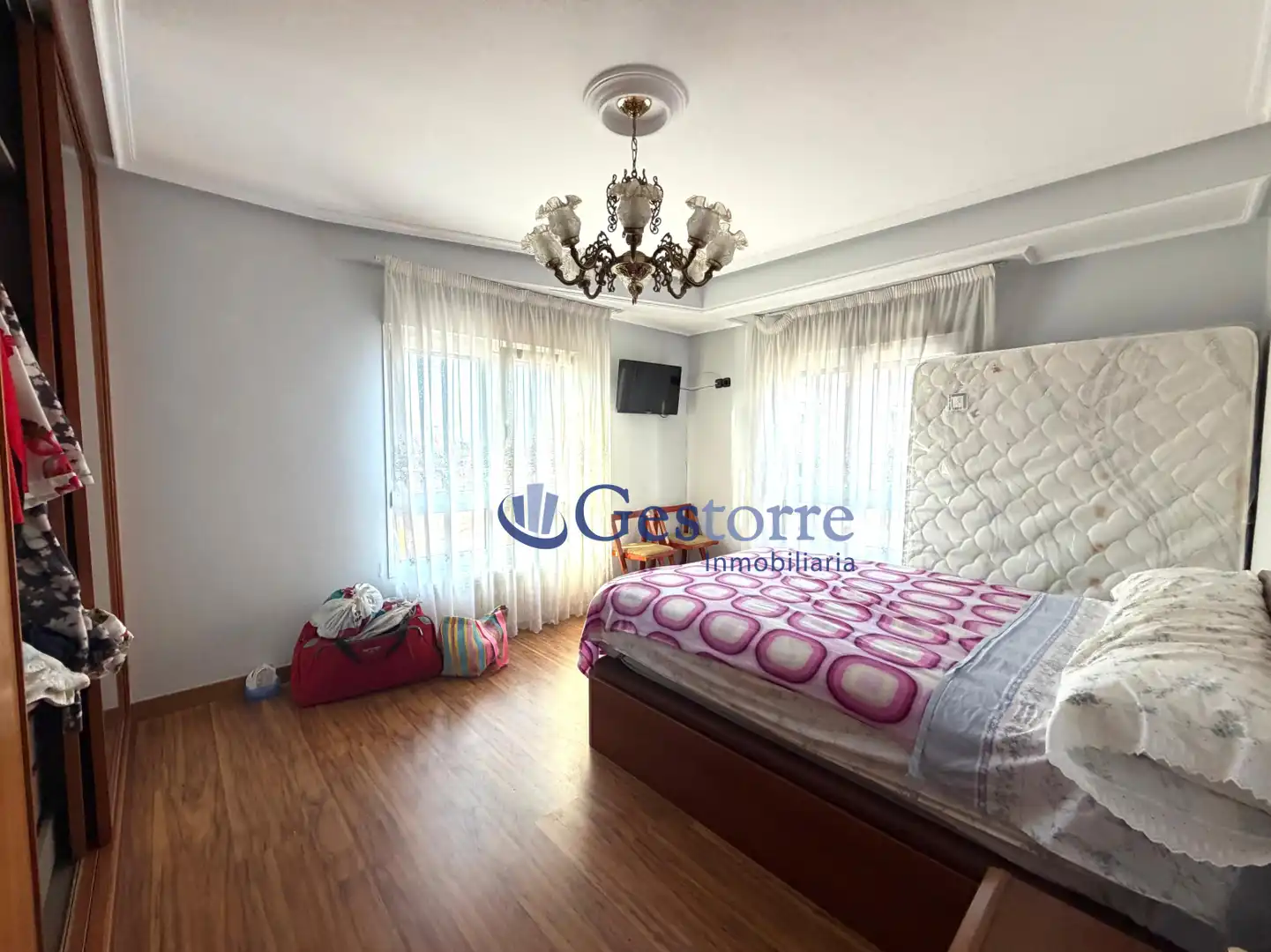 Schlafzimmer von Wohnung zum Verkauf in Gijón  mit Heizung und Balkon
