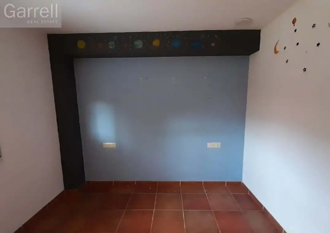 Casa adosada en venda a CL SANT GRAU (P) UR LA COMETA MONTAGUT I OIX (GI, Montagut i Oix