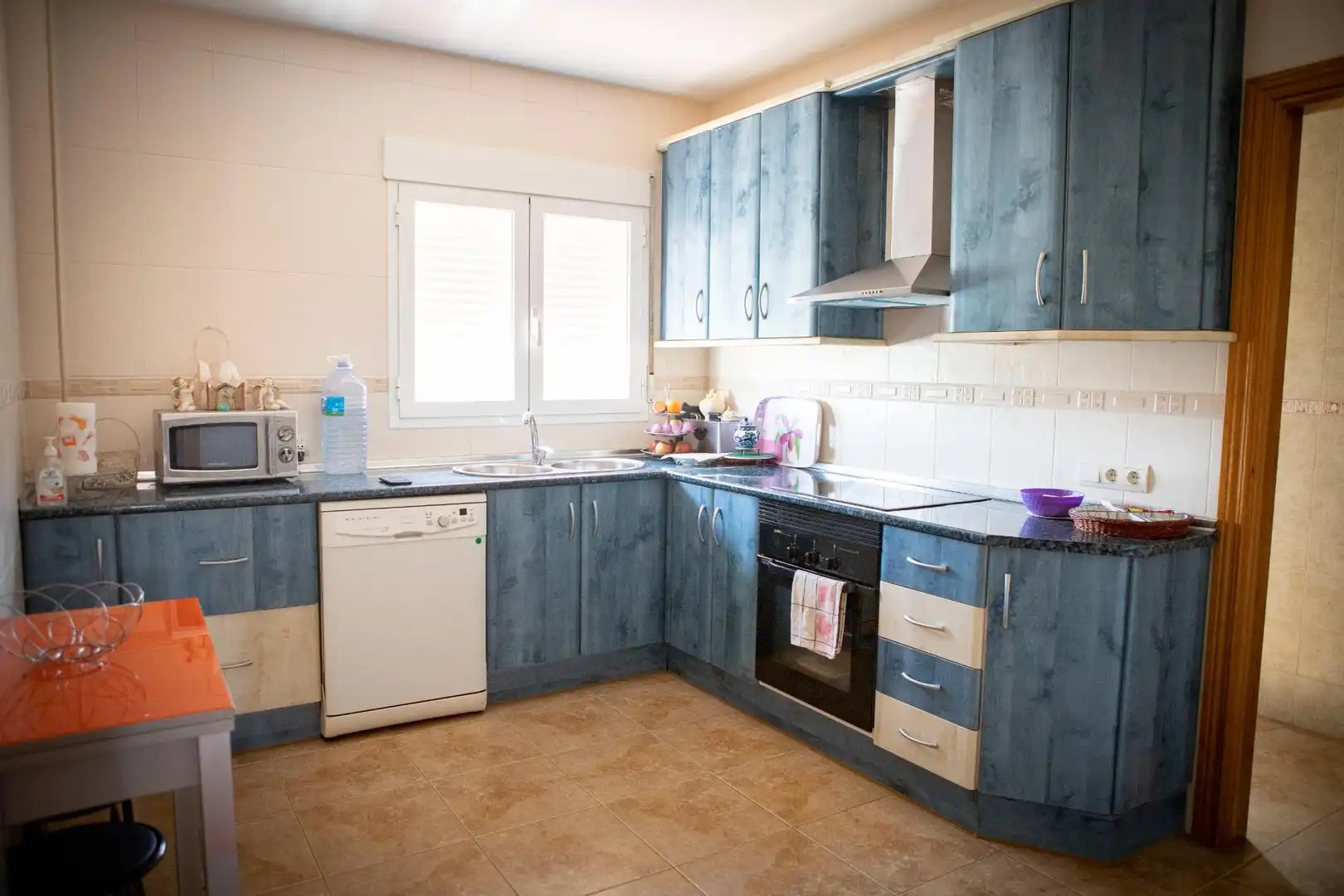 Cocina de Casa o chalet en venta en Villanueva del Rosario con Aire acondicionado, Calefacción y Jardín privado