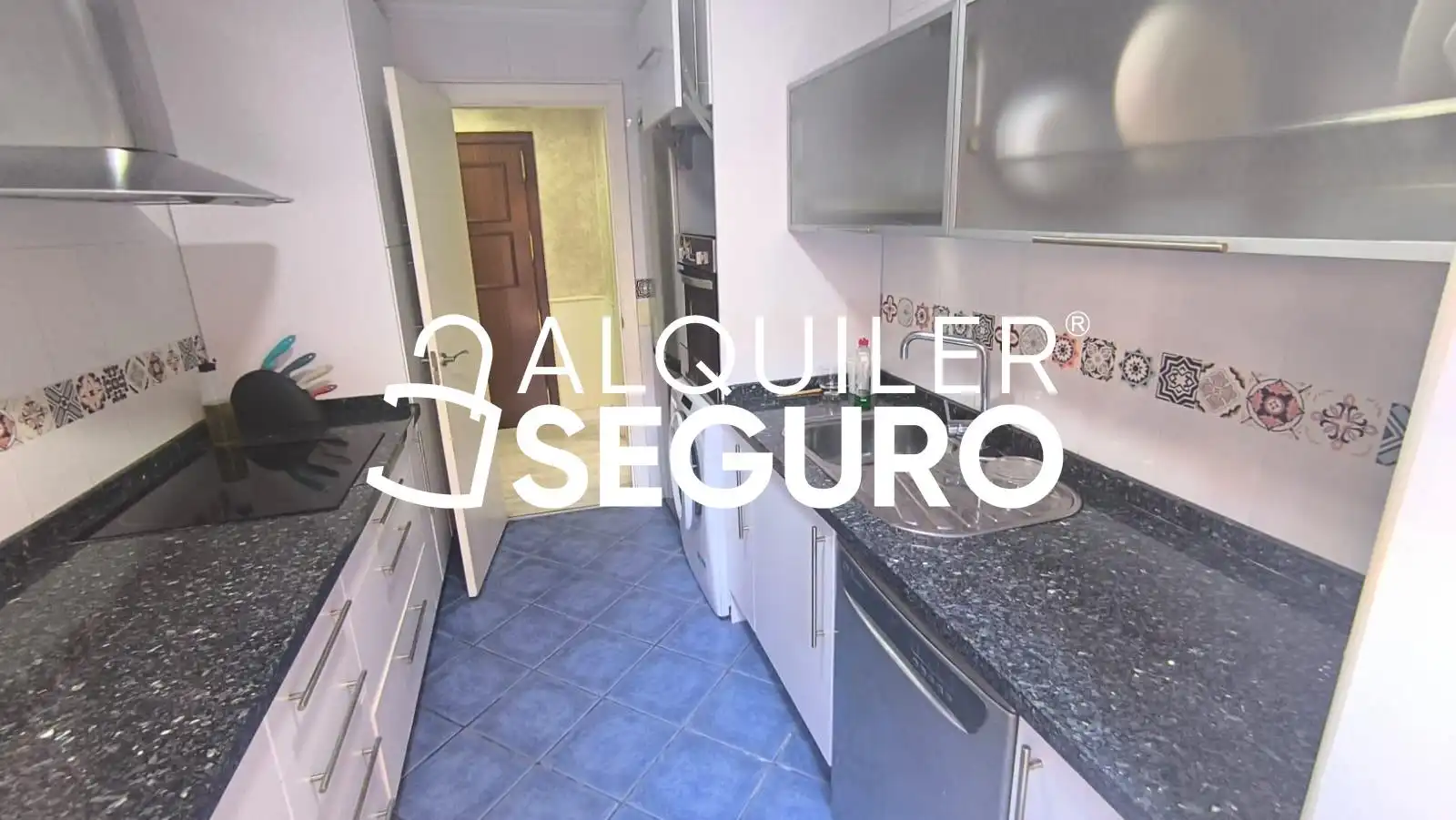 Kitchen of Flat for rent in Sevilla  with Air Conditioner and Furnished